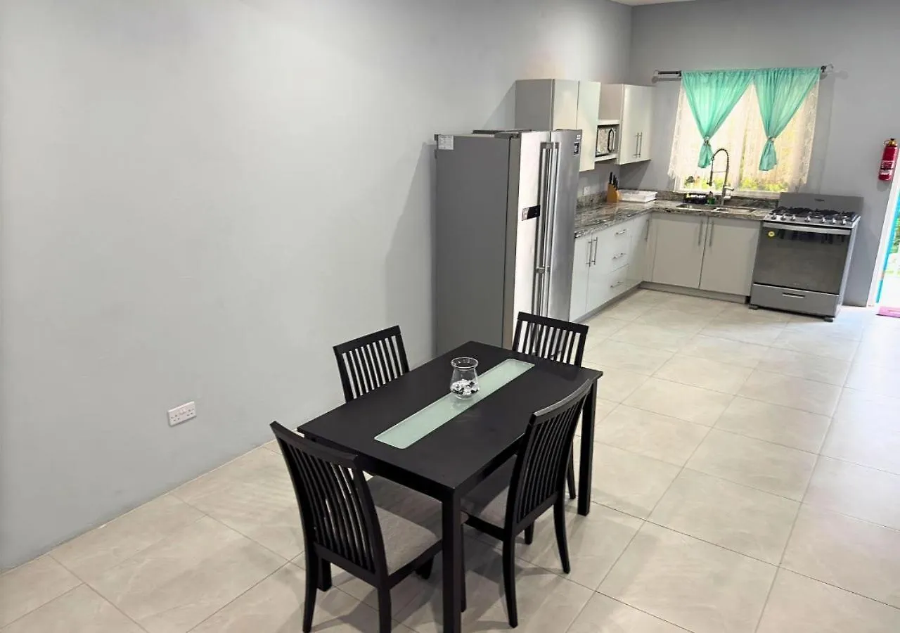 Hilltop Condos Unit #2 Gros Islet Apartment