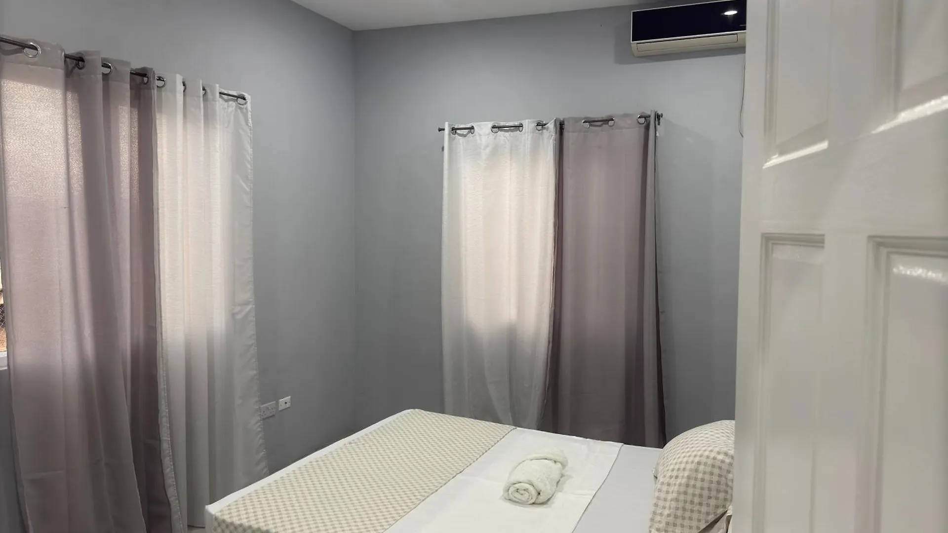 Hilltop Condos Unit #2 Gros Islet 0*,